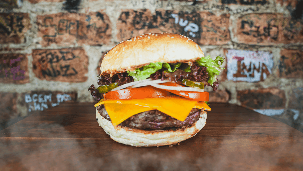Cheese Burger mit 100% frischem Premium-Rindfleisch